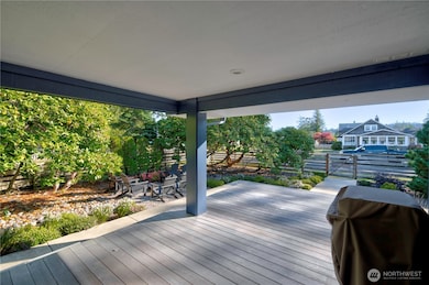 1115 34th St, Seaview, WA 98644 - photo 2