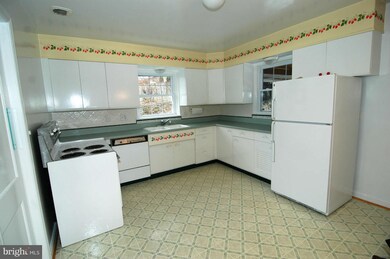 1603 Myrtle Rd, Silver Spring, MD 20902 - photo 7