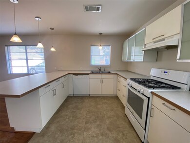 624 E 9th St, Houston, TX 77007 - photo 2