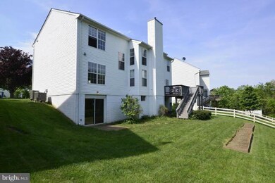 35926 Newberry Crossing Place, Round Hill, VA 20141 - photo 2