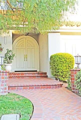 Closer view of the Formal Custom Domed Double Door