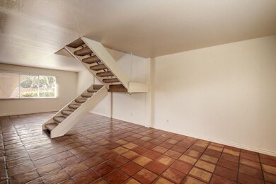 0011-Clarendon (11)