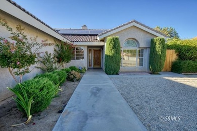 400 W Vanessa Ave, Ridgecrest, CA 93555 - photo 6