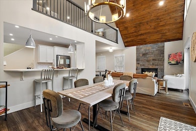 27-4150 comanche trail-27