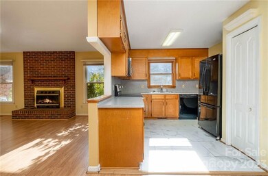 178 Oak Haven Dr, Statesville, NC 28625 - photo 3