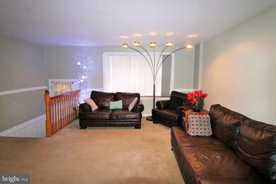 2887 Tremont St, Philadelphia, PA 19136 - photo 5