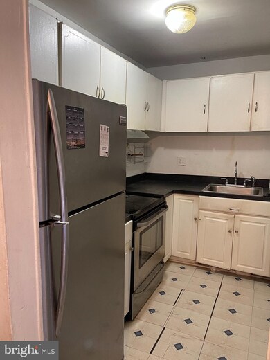16 Daimler Dr unit 62, Capitol Heights, MD 20743 - photo 2