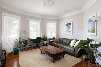 28 Willow St, Cambridge, MA 02141 - photo 6