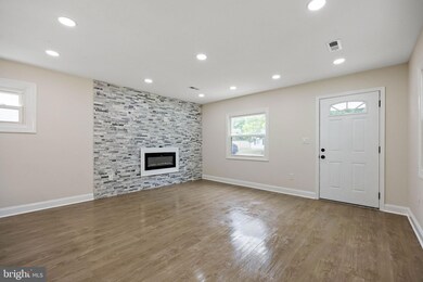 1202 E Willow Run Dr, Wilmington, DE 19805 - photo 7