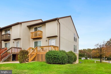 11341 Laurelwalk Dr, Laurel, MD 20708 - photo 2