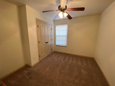 813 Rambling Ct, Granbury, TX 76049 - photo 4