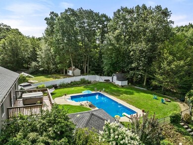 11 Mayflower Cir, Leicester, MA 01524 - photo 6