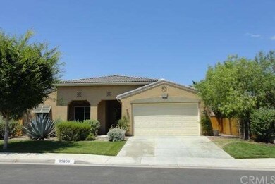 Beautifully landscaped front yard

