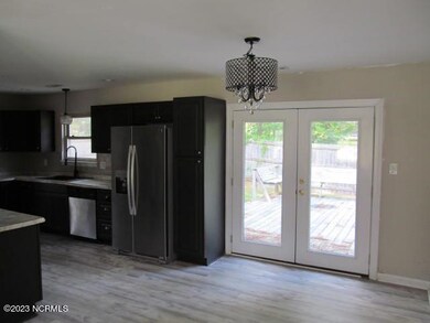 3001 Country Club Rd, Jacksonville, NC 28546 - photo 5