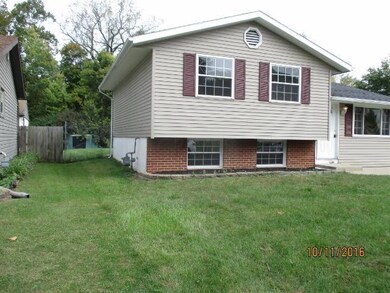 1704 Creekside Dr, Columbus, OH 43223 - photo 2