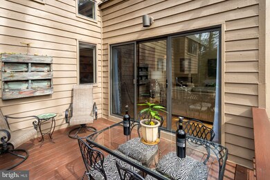 11507 Turnbridge Ln, Reston, VA 20194 - photo 6