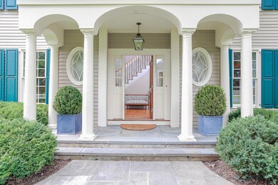 11 Cherry Tree Ln Riverside CT-large-006