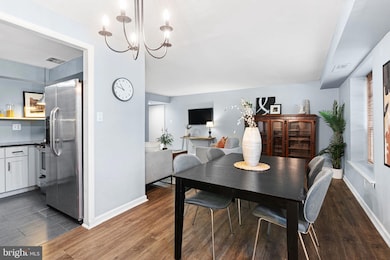 4000 Gypsy Ln unit 327, Philadelphia, PA 19129 - photo 5