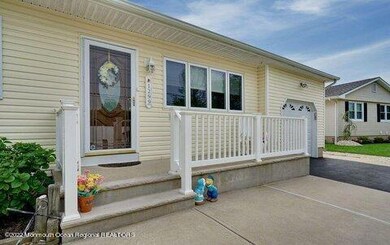 1299 Linda Dr, Toms River, NJ 08753 - photo 3