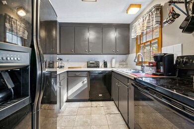 19 Langseth Ave, Claremont, NH 03743 - photo 7