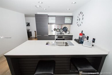 200 Biscayne Boulevard Way unit 3806, Miami, FL 33131 - photo 4