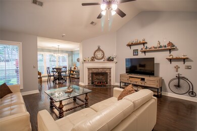 15 Crested Cloud Ct, Spring, TX 77380 - photo 7