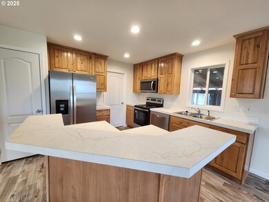 18780 S Central Point Rd unit 37, Oregon City, OR 97045 - photo 7