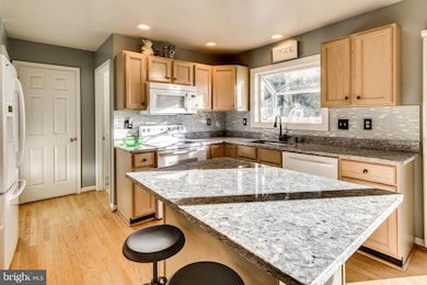 6312 Mellow Twilight Ct, Columbia, MD 21044 - photo 7