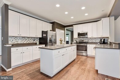 42087 Cherish Ct, Aldie, VA 20105 - photo 6