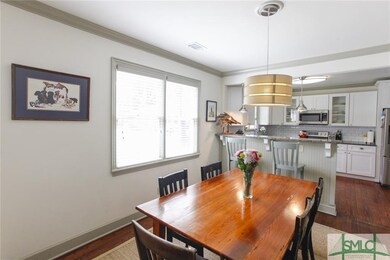 Bright open floor plan, perfect space for entertai