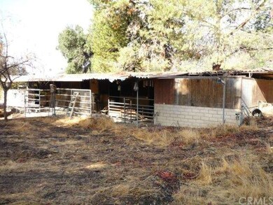 High quality stables, wash rack, and tack room