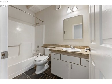 Corbanc Condiminums unit 202, Portland, OR 97239 - photo 4