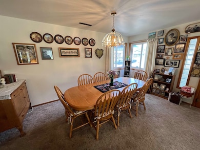 901 N 3rd St E, Chewelah, WA 99109 - photo 7