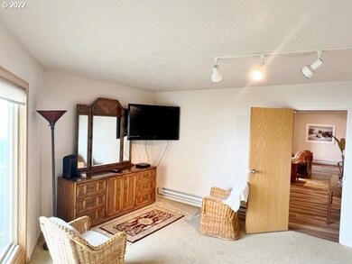 Bedroom, Owner's Suite