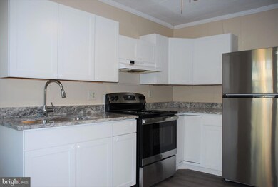 724 W Broad St, Quakertown, PA 18951 - photo 4