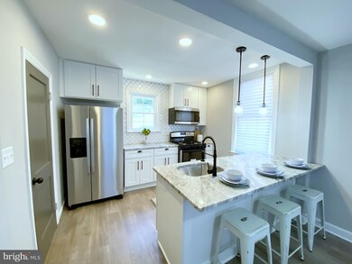 708 Devonshire Rd, Baltimore, MD 21229 - photo 7