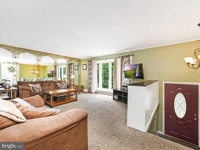 4947 Chester Creek Rd, Brookhaven, PA 19015 - photo 5