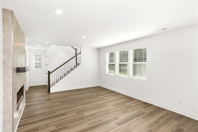 1554 Oak Springs Dr, Columbia, TN 38401 - photo 7