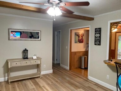 2) Living room (2)