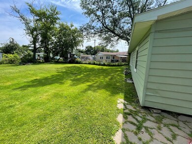 2 Oswego Ln, Plattsburgh, NY 12901 - photo 4