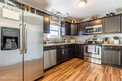 Kitchen (2)