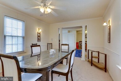 1021 Cypresstree Dr, Capitol Heights, MD 20743 - photo 3