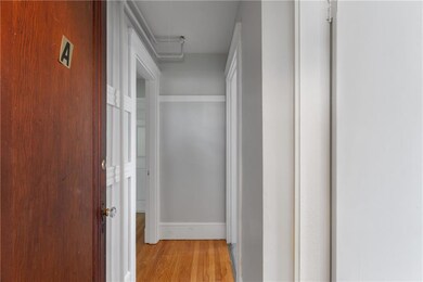 40 Webster St unit A, Newport, RI 02840 - photo 3