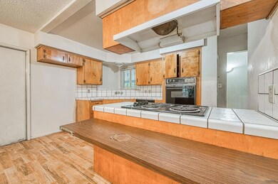 4921 E Oslin Ave, Fresno, CA 93727 - photo 7