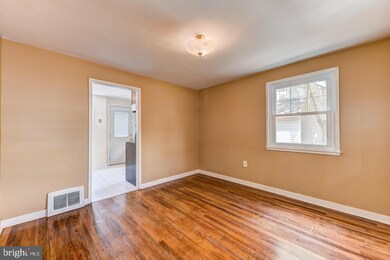 82 E Swamp Rd, Doylestown, PA 18901 - photo 6