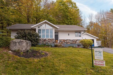 32 Orchard Cir, Lewiston, ME 04240 - photo 2