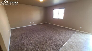 great room off kitchen