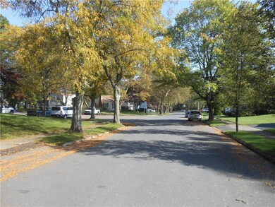 1916 Windsor Rd, Bethlehem, PA 18017 - photo 2