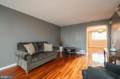 8608 Temple Rd, Philadelphia, PA 19150 - photo 4