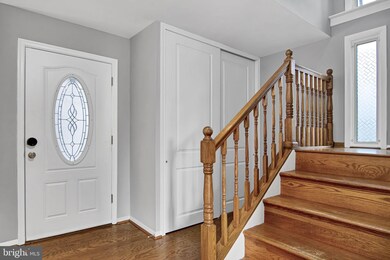 12706 Kingsbury Ct, Woodbridge, VA 22192 - photo 5